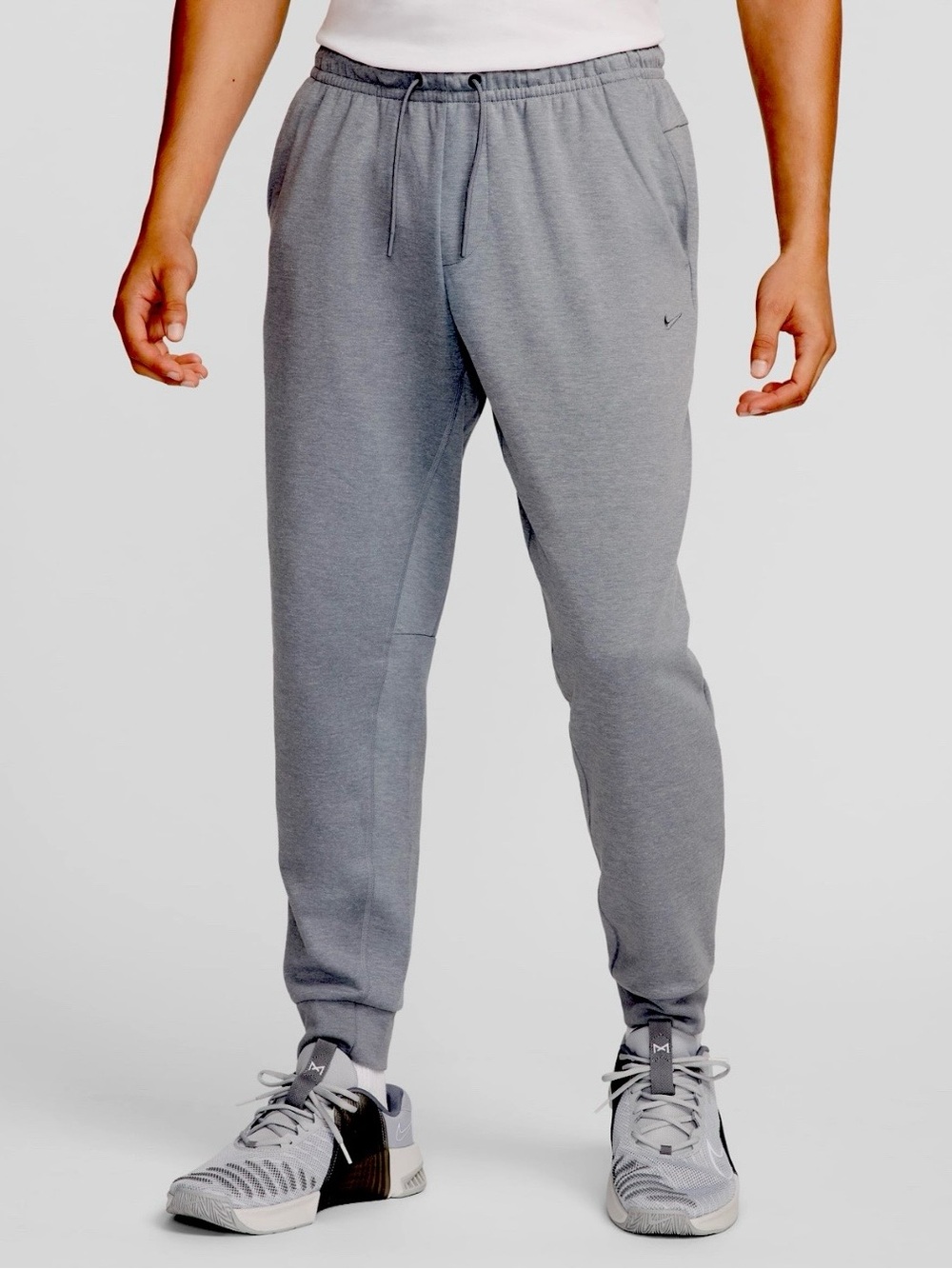 Nike Primary Fleece Jogger Pants UV Protection Cool Grey FZ0975 065 Size Medium